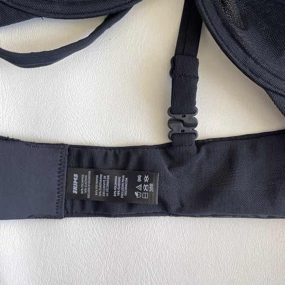 Skims Bras Mesh underwire 2way 38B Black onyx BR-UND-0031 NWT - Picture 6 of 6